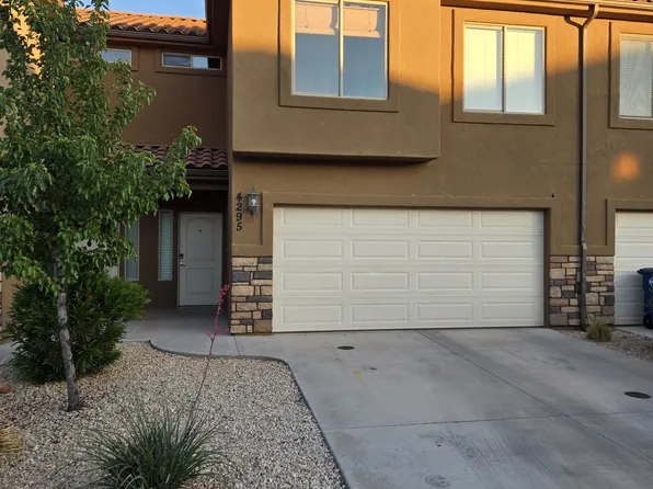 4295 Bella Vista Dr, Santa Clara, UT 84765