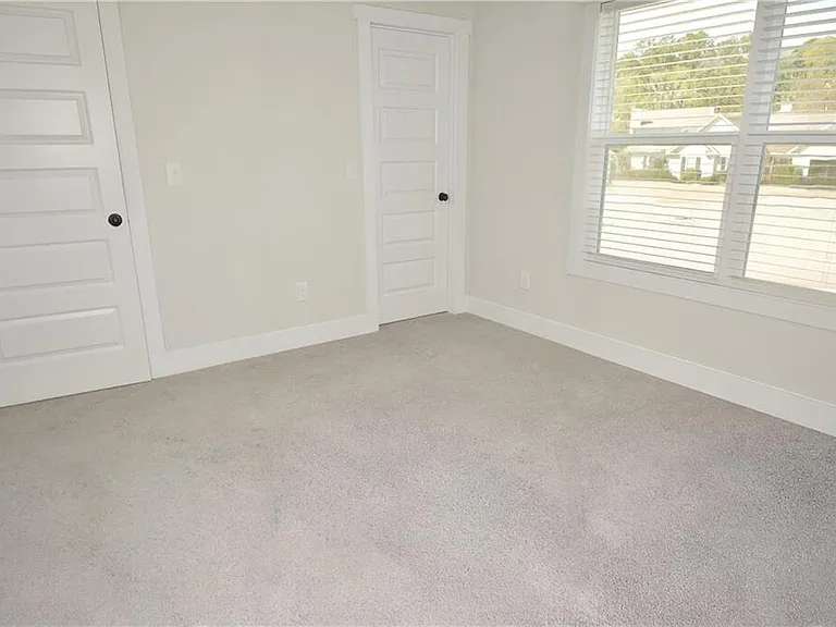 45 Haddington Ct — Photo 12