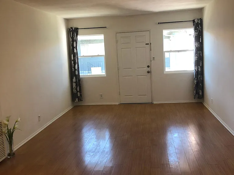 7111 Fulton Ave #5 — Photo 6