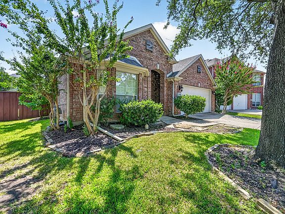 3rd image of 2304 Tralee Cir
