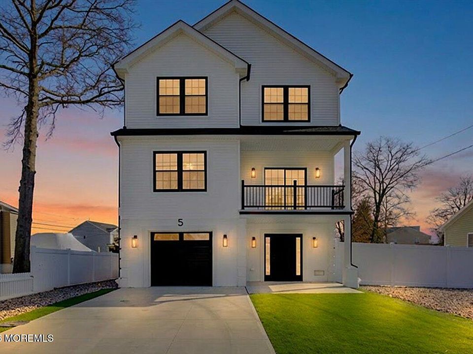1st image of 5 Shore Pine Drive