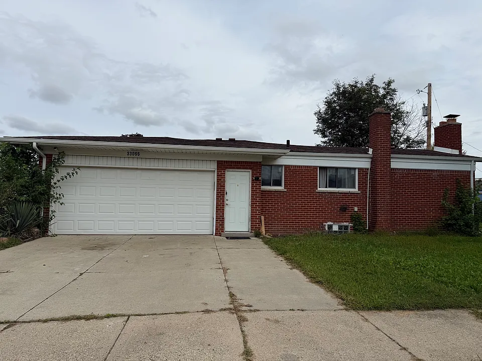 33066 Twickingham Dr