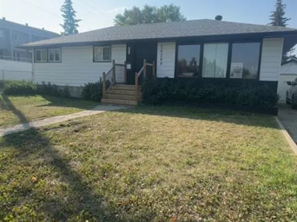 10209 N 108th Ave, Grande Prairie, AB T8V 1P4