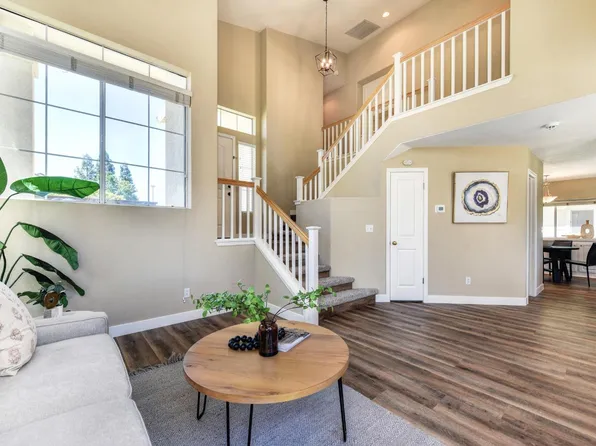 957 Nichols Cir, Folsom, CA 95630