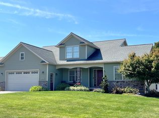 4070 Blueberry Dr, Erie, PA 16510