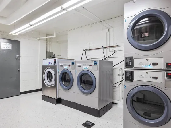 73-63 Bell Boulevard image 12 of 17