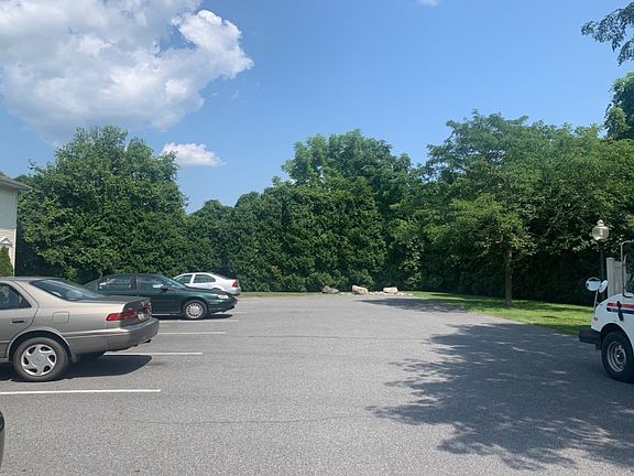 5th image of 110 Brandywine Dr