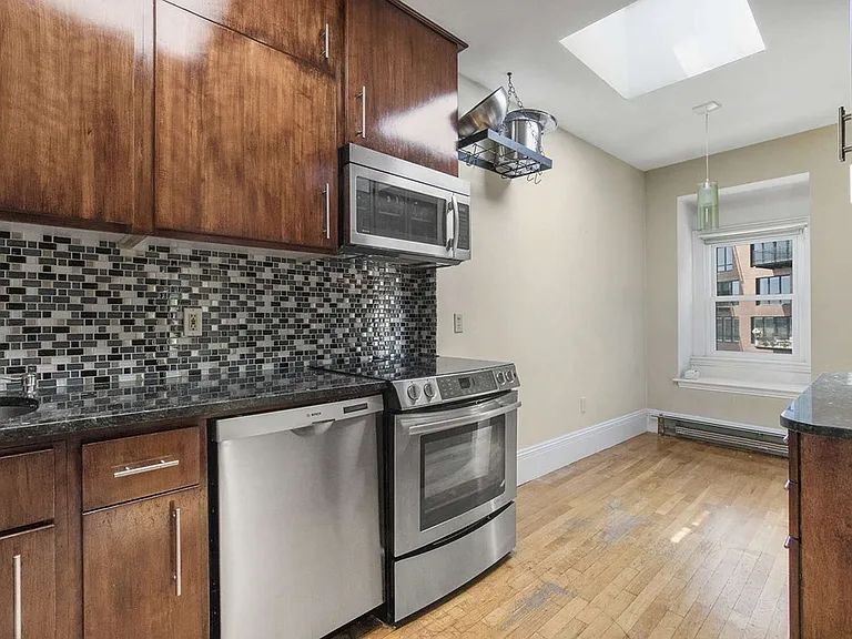 524 Tremont St #5 — Photo 3