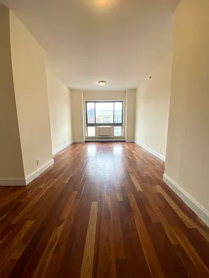 Rented by Jeffrey S Dweck, LREB | media 17