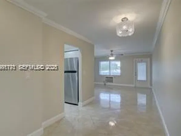 2020 NE 51st Ct APT 203, Fort Lauderdale, FL 33308