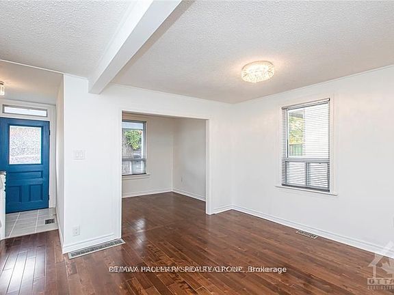 4th image of 219 Deschamps Ave