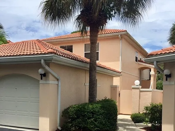 940 Woodshire Ln #1, Naples, FL 34105