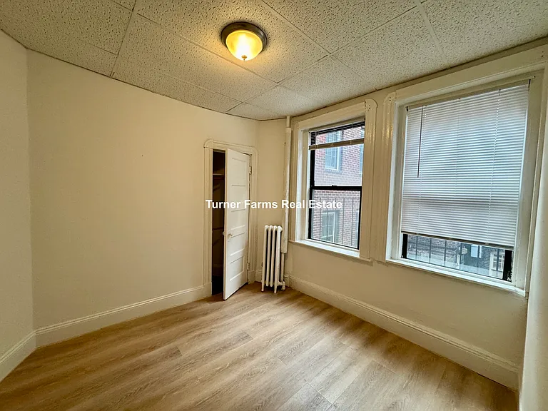 Phillips St — Photo 11