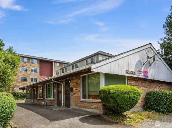 710 NE 43rd Street, Seattle, WA 98105