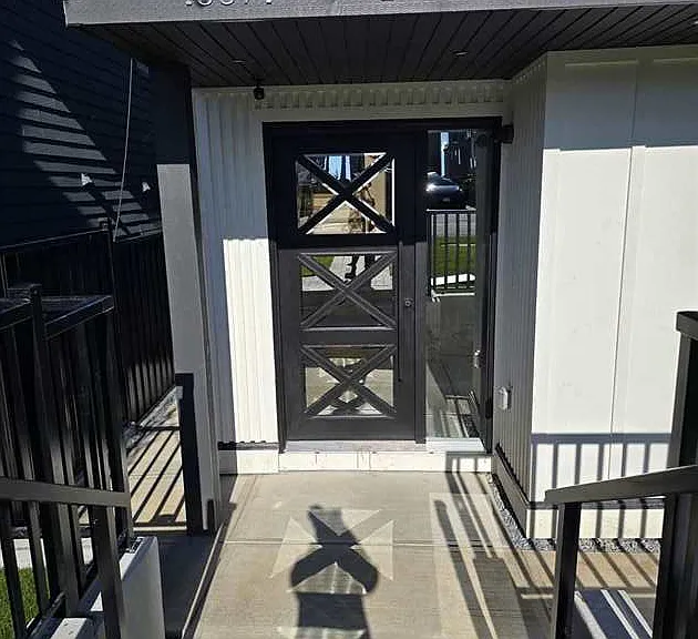 15571 Victoria Ave — Photo 3