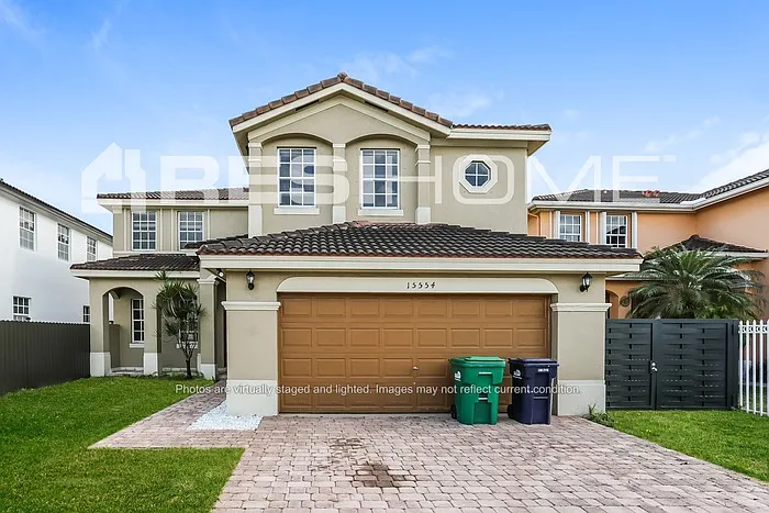 4 bed, 3.5 bath, 3056 sqft, $4,675 — Photo 1