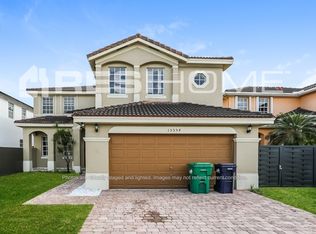 15554 SW 41st Ter, Miami, FL 33185