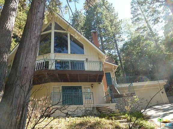 2nd image of 136 N Fairway Dr
