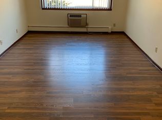 2405 Monterey Dr APT 13, Madison, WI 53704