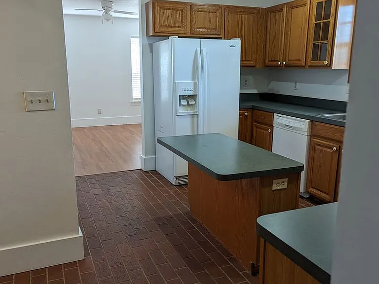 20333 Sugarloaf Mountain Rd — Photo 6