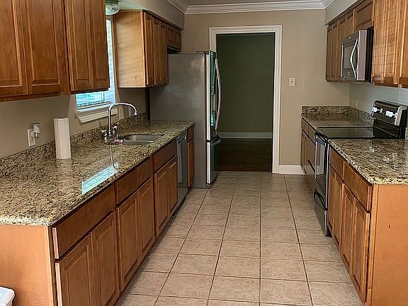 2nd image of 447 Brenda Dr