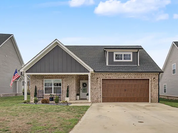 959 Alton Dr, Clarksville, TN 37043