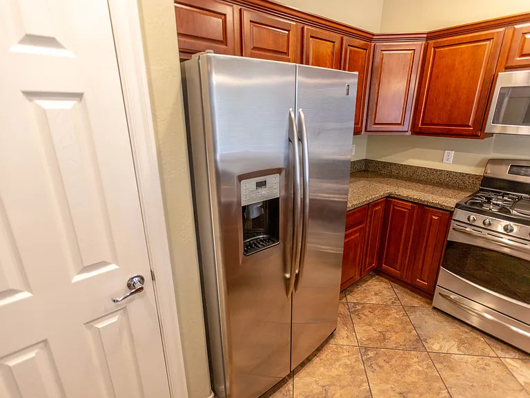18815 E Swan Dr — Photo 15