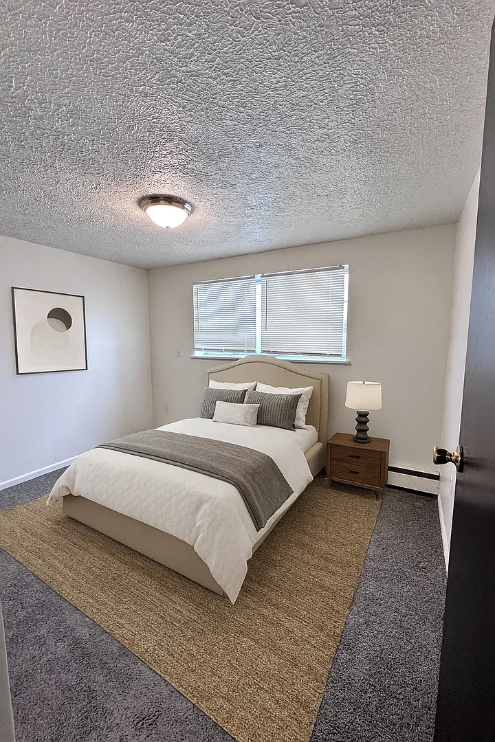 2BR at Jefferson Trace Apartments Beaver, PA! — Photo 4
