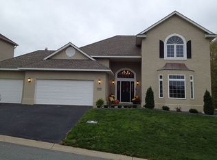 3731 Brown Bear Trl, Eagan, MN 55122