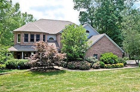 1st image of 961 Country Club Dr