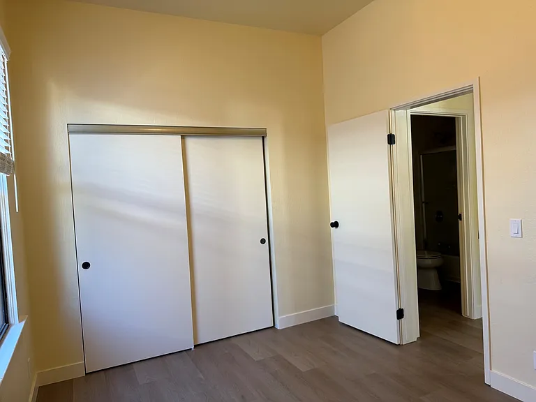 14 Willow St #A — Photo 7