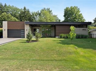 806 Alexander Rd, Hamilton, ON L9G3E9