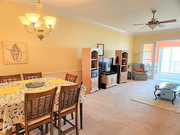 3rd image of 27 Harbour Isle Dr W Unit Ph02