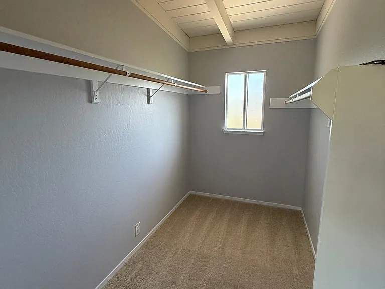 3630 Lupine Ave — Photo 17