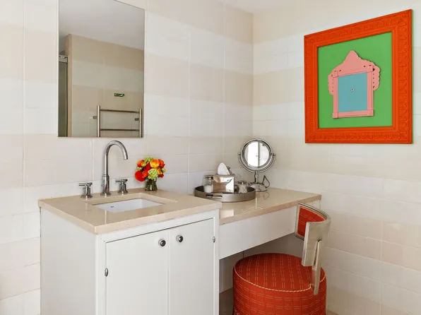 200 East 66th Street image 16 of 28