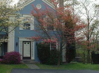 17 Noblewood Ct, Gaithersburg, MD 20878