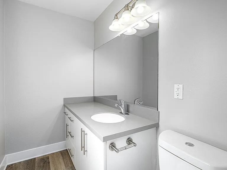Encasa Norwalk — Photo 8