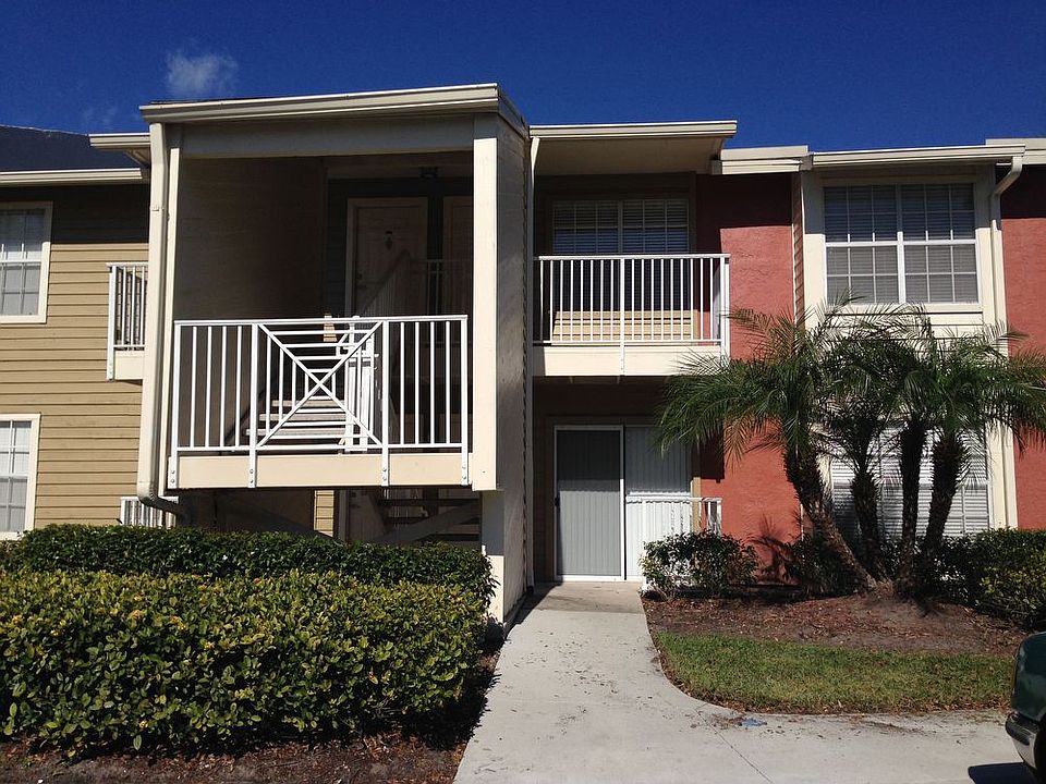 1st image of 302 Lake Parsons Grn