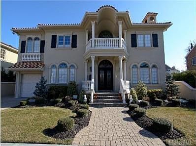 1st image of 66 Lewis Ave