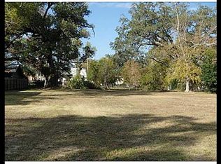 638 Water St, Biloxi, MS 39530