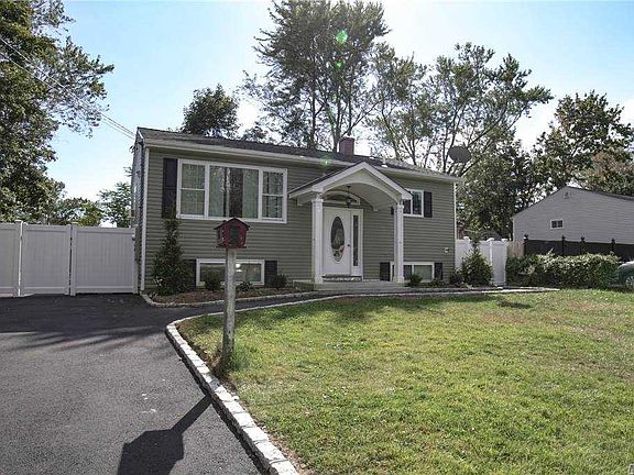 2nd image of 10 Rosewood St