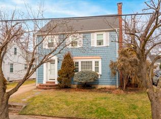 64 Brookside Dr, Cranston, RI 02910