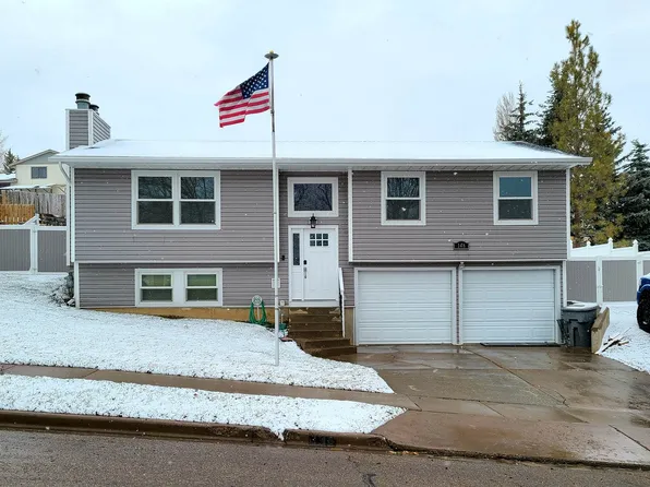 148 Spring Brook Dr, Evanston, WY 82930