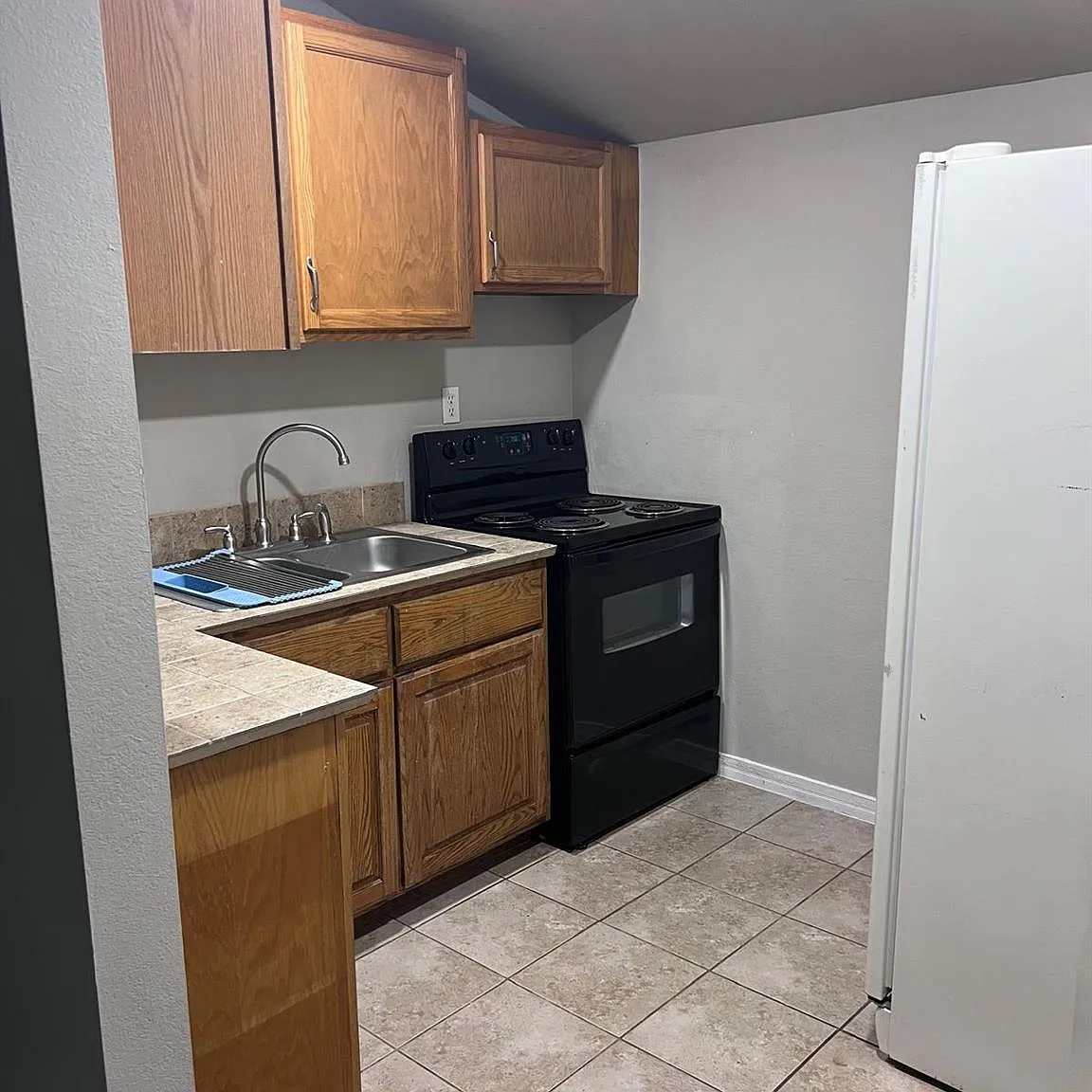 1 bed, 1.0 bath, 832 sqft, $1,350 — Photo 4