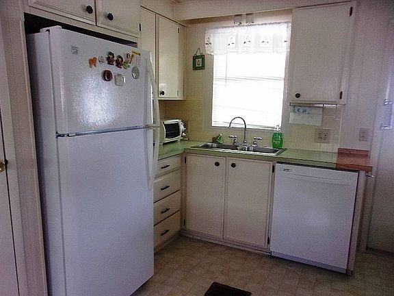 3rd image of 25 Camino Real Dr #25