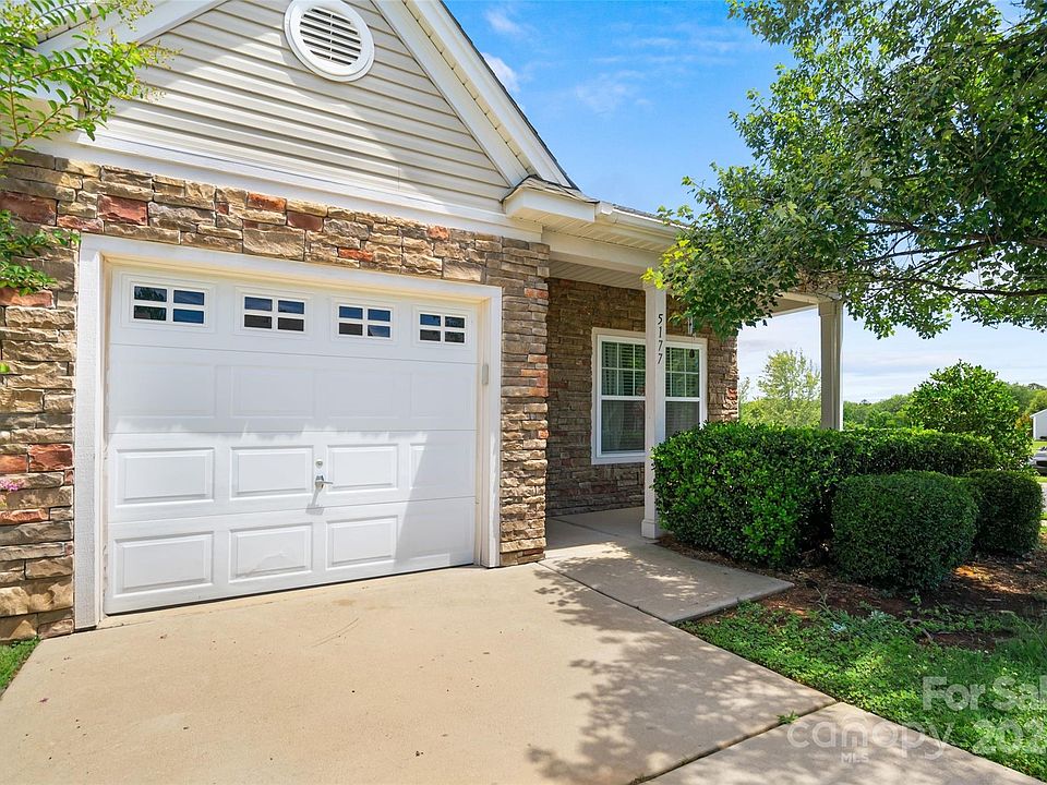 1st image of 5177 Crystal Lakes Dr