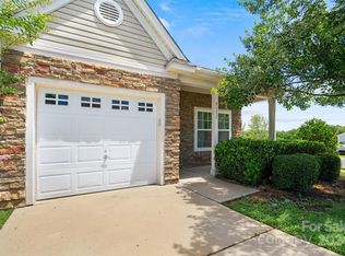 5177 Crystal Lakes Dr, Rock Hill, SC 29732
