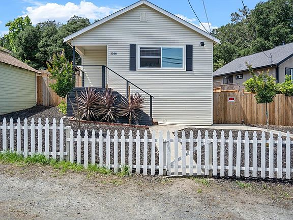 2nd image of 2266 Monterey Avenue