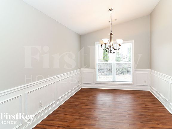 5th image of 214 Falling Leaf Ln
