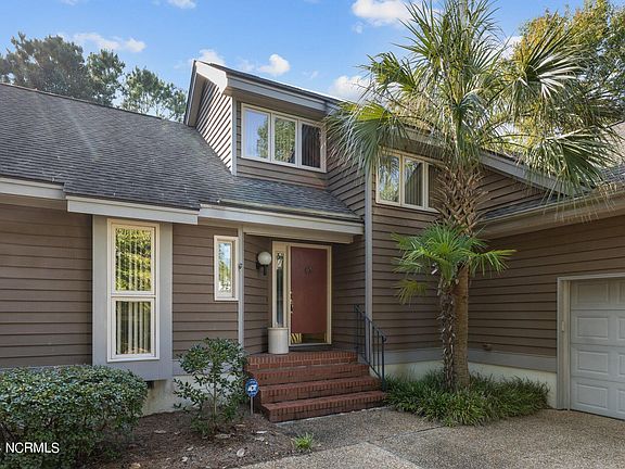 2nd image of 705 Lord Granville Drive